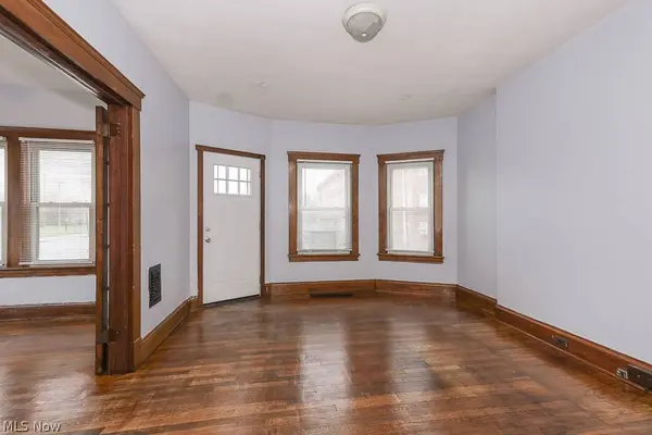 8440 Superior AVE, Cleveland, OH 44103