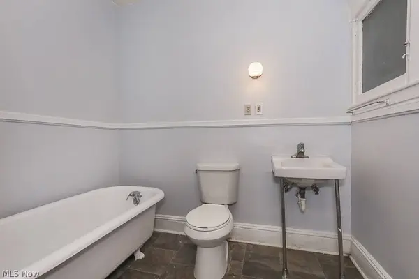 8440 Superior AVE, Cleveland, OH 44103