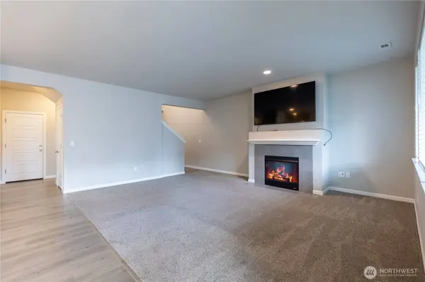 9977 Jackson ST SE, Yelm, WA 98597