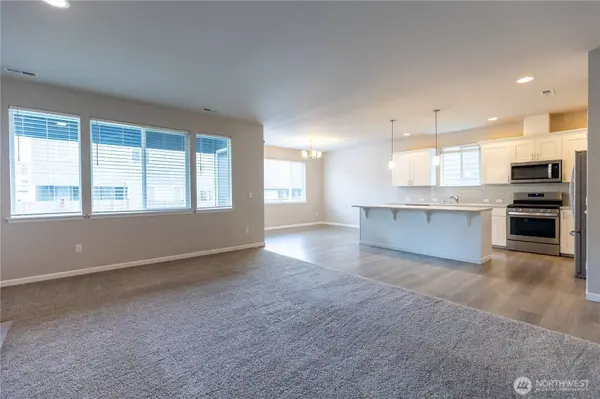 9977 Jackson ST SE, Yelm, WA 98597