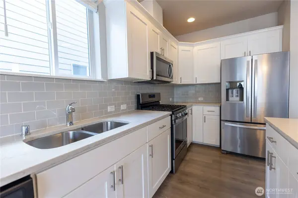 9977 Jackson ST SE, Yelm, WA 98597