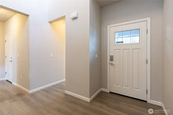 9977 Jackson ST SE, Yelm, WA 98597