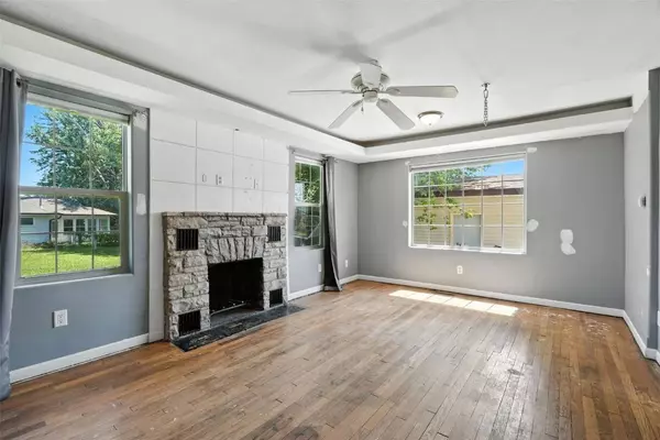 2827 Wilson AVE SW, Cedar Rapids, IA 52404