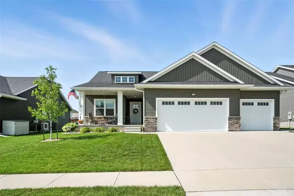 1866 Cottage Ridge DR, Marion, IA 52302