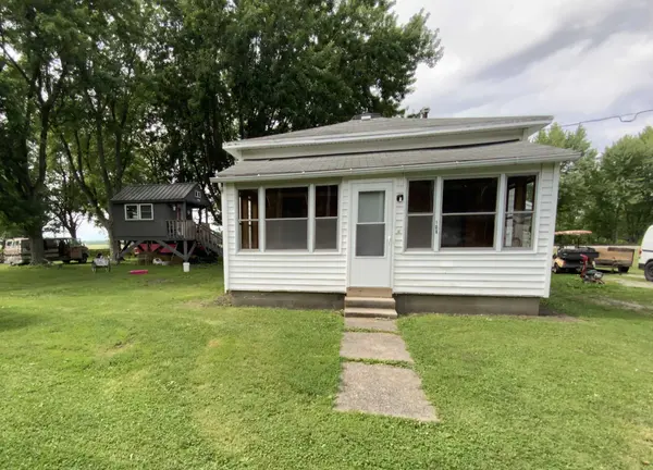 108 W Taylor St, Swayzee, IN 46986-9650
