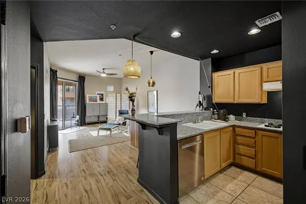 15 E Agate AVE #301, Las Vegas, NV 89123