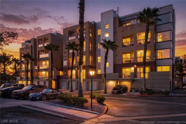 15 E Agate AVE #301
