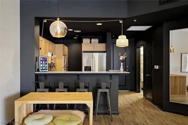 15 E Agate AVE #301, Las Vegas, NV 89123