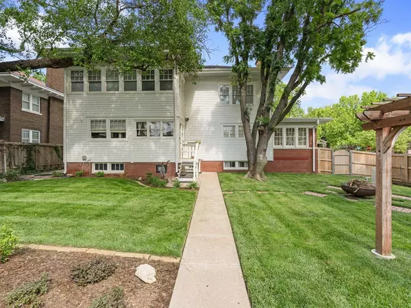 251 S Clifton Ave, Wichita, KS 67218