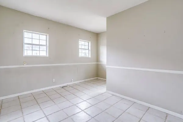 1650 S Saint Francis Ave, Wichita, KS 67211
