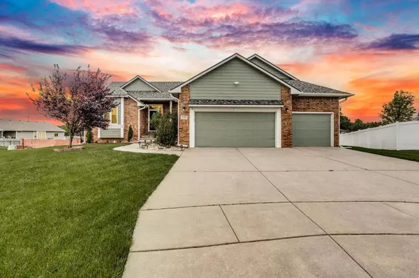 2340 S Mckenzie Ct, Andover, KS 67002