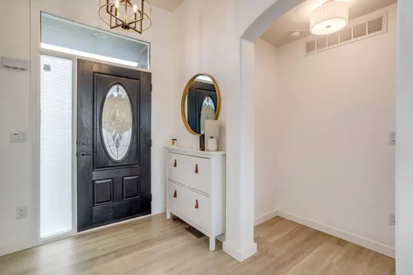 2340 S Mckenzie Ct, Andover, KS 67002