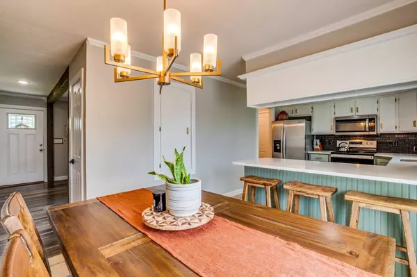 992 E 121st Ave N, Belle Plaine, KS 67013