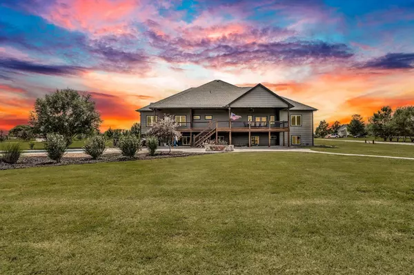 3300 S Deer Creek St, Goddard, KS 67052