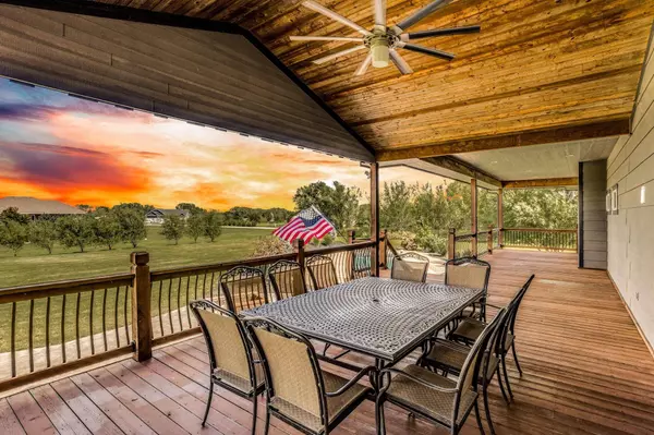 3300 S Deer Creek St, Goddard, KS 67052