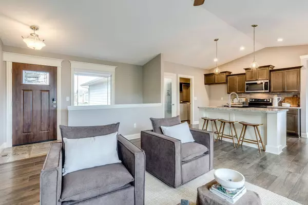 2109 E Sunset St, Goddard, KS 67052