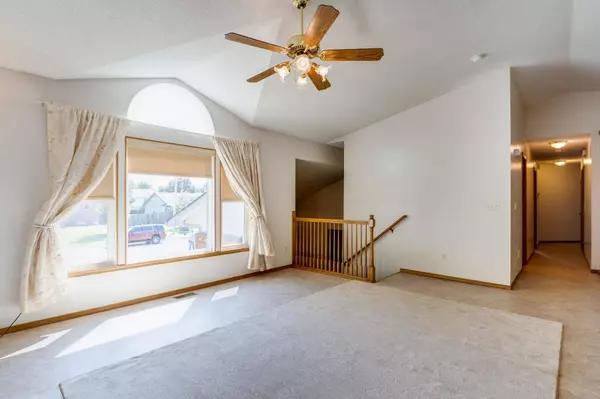 1601 N Prairie Run Cir, Mulvane, KS 67110