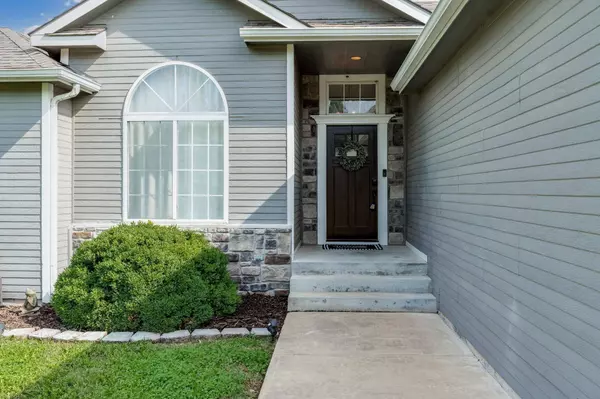 4264 N Rushwood Ct, Bel Aire, KS 67226