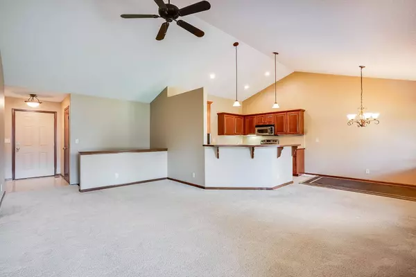 438 S Nineiron Ct, Wichita, KS 67235