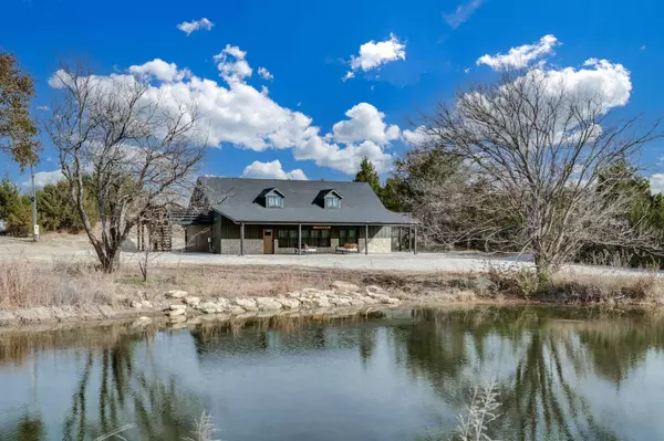 13356 SW 200th St, Rose Hill, KS 67133