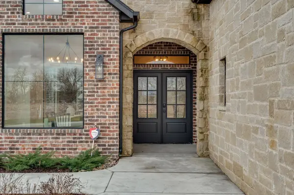 1613 W Rockhill Pl, Andover, KS 67002