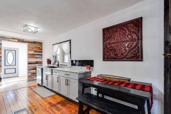 1418 N Monroe St, Hutchinson, KS 67501