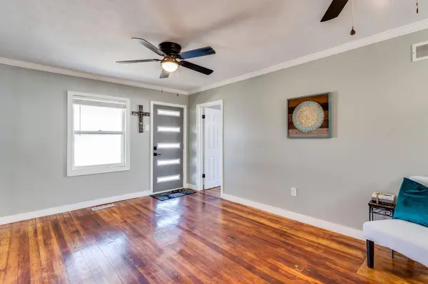 1418 N Monroe St, Hutchinson, KS 67501