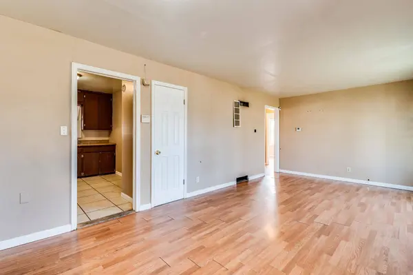 646 S Mission Rd, Wichita, KS 67207