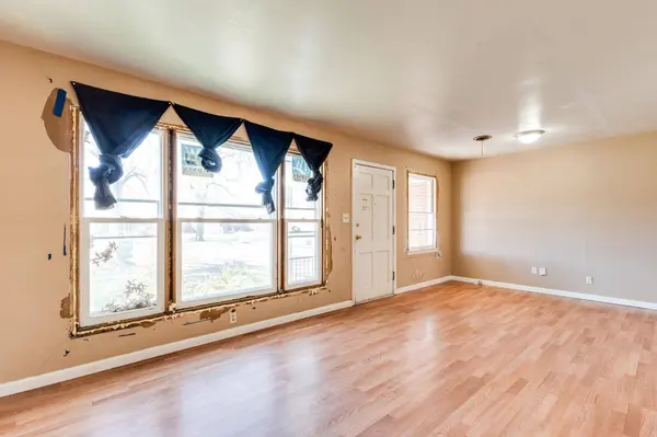 646 S Mission Rd, Wichita, KS 67207