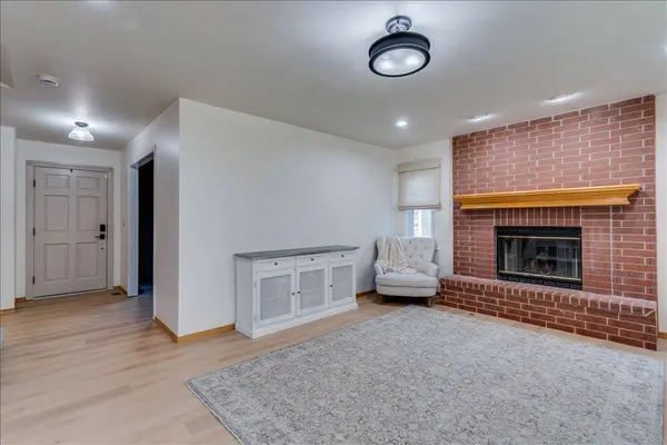 7713 E Oakmount St, Wichita, KS 67226