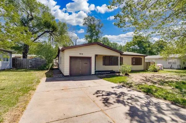 1612 N Lawndale, El Dorado, KS 67042