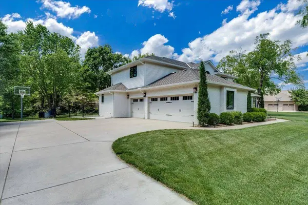 5 N Sandalwood St, Wichita, KS 67230
