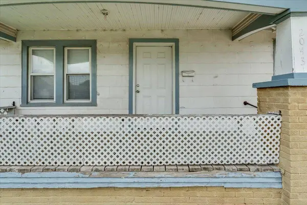 2043 S Broadway Ave, Wichita, KS 67211
