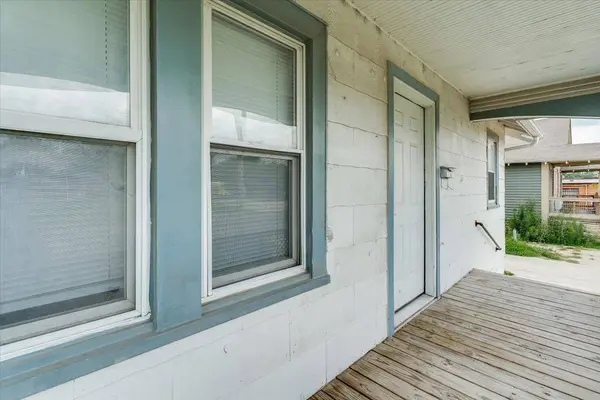 2043 S Broadway Ave, Wichita, KS 67211