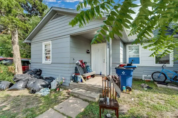 2001 E Elm St, Wichita, KS 67214