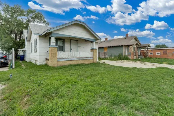 2043 S Broadway Ave, Wichita, KS 67211