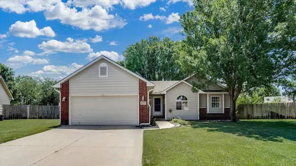 2721 N Stoney Point Ct, Wichita, KS 67205
