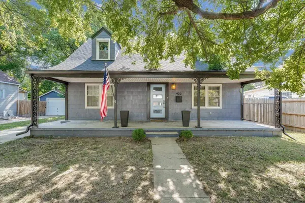 422 N Dodge Ave, Wichita, KS 67203
