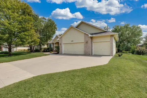 10009 W Britton St, Wichita, KS 67205