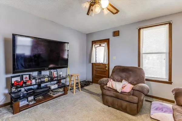 501 Old Main Street, Newton, KS 67114