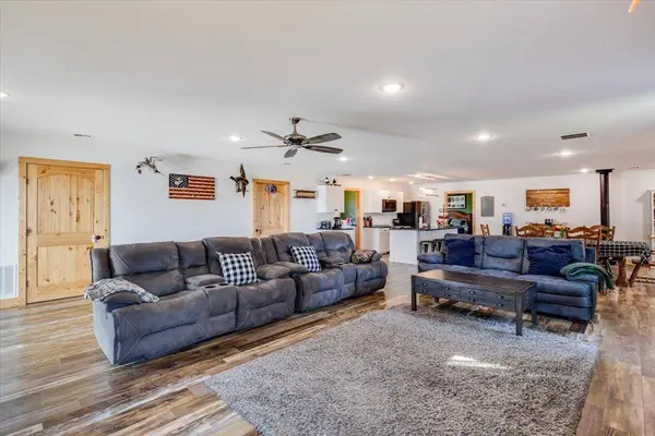 1220 42nd Rd, Udall, KS 67146