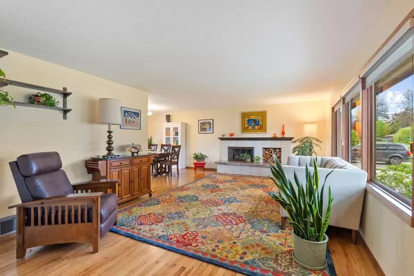 306 W Rainier WAY, Spokane, WA 99208