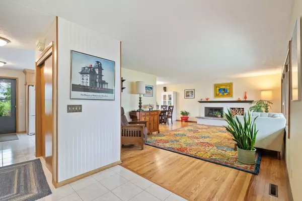 306 W Rainier WAY, Spokane, WA 99208