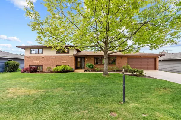 306 W Rainier WAY, Spokane, WA 99208