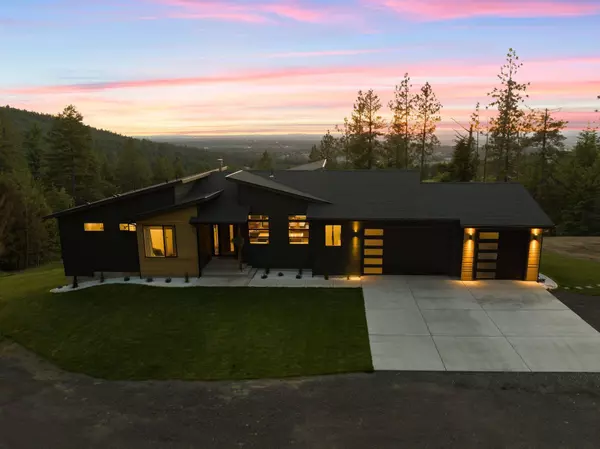 5101 S Girard Ln, Spokane, WA 99223