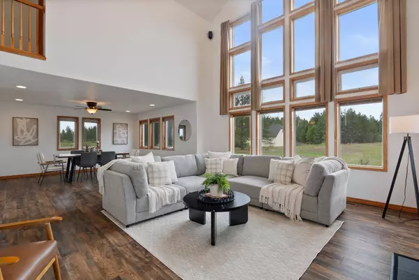 609 E Wild Rose Rd, Colbert, WA 99005