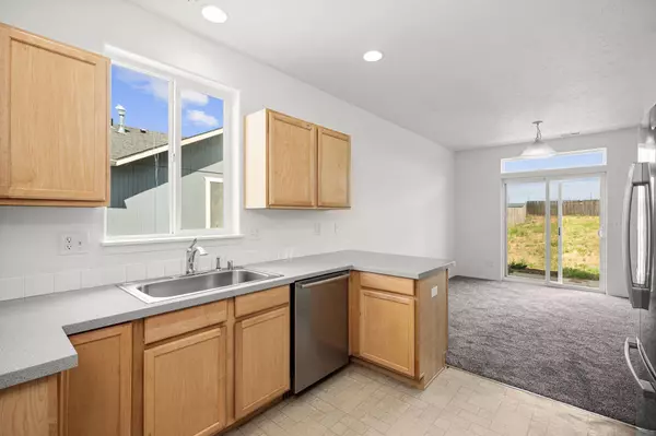 529 S Solar St, Airway Heights, WA 99001