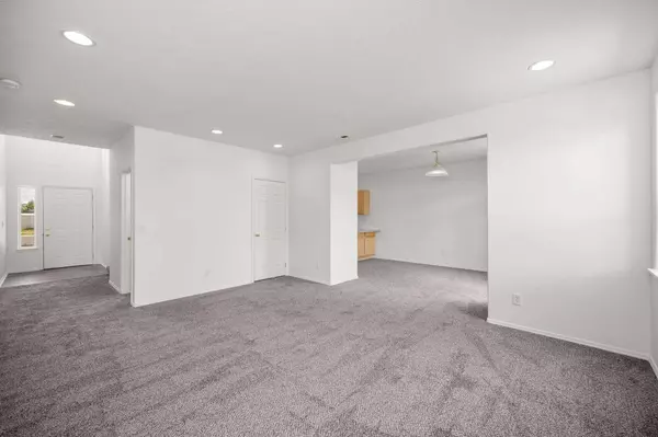 529 S Solar St, Airway Heights, WA 99001