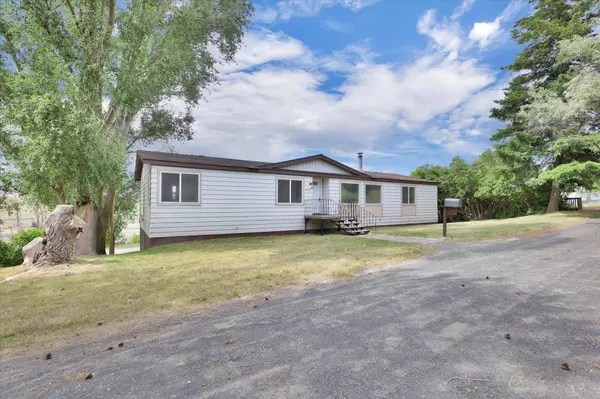 614 W Broadway Ave, Ritzville, WA 99169