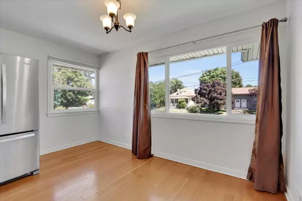 2217 N Dakota St, Spokane, WA 99207